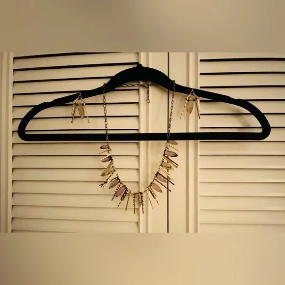 Necklace Set - Picture 1 of 3